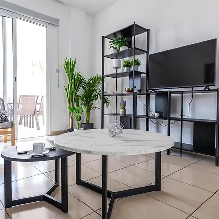 Apartamento Beautiful 2 Bed In Cyprus *