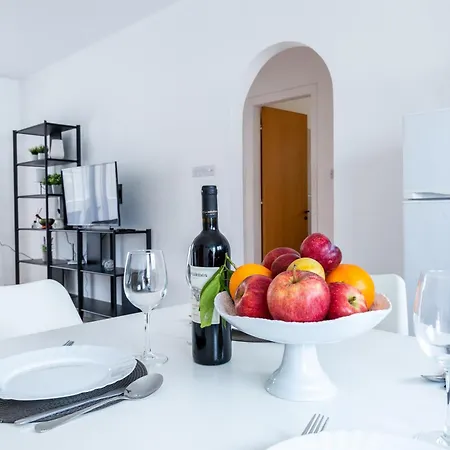 Beautiful 2 Bed In Cyprus