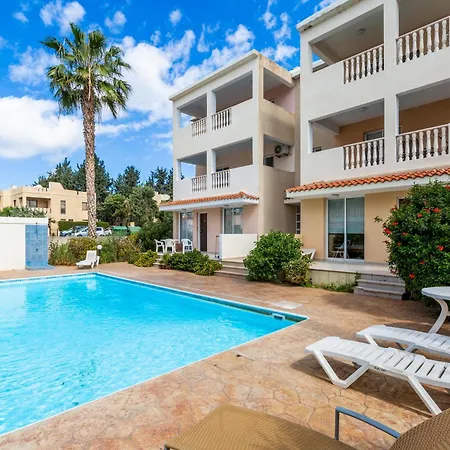 Beautiful 2 Bed In Cyprus Apartamento *