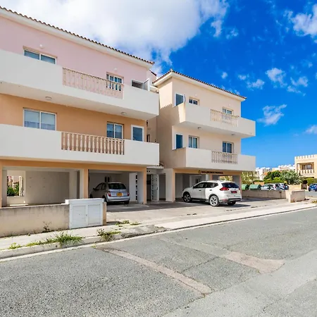 Beautiful 2 Bed In Cyprus * Paphos