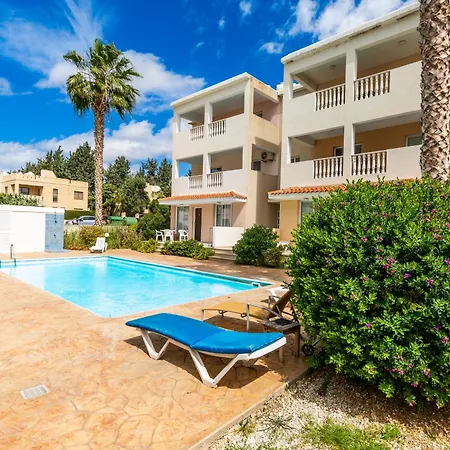 Beautiful 2 Bed In Cyprus Apartment Paphos