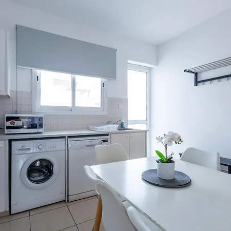 Beautiful 2 Bed In Cyprus * Paphos