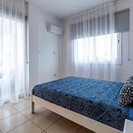 Beautiful 2 Bed In Cyprus Apartamento