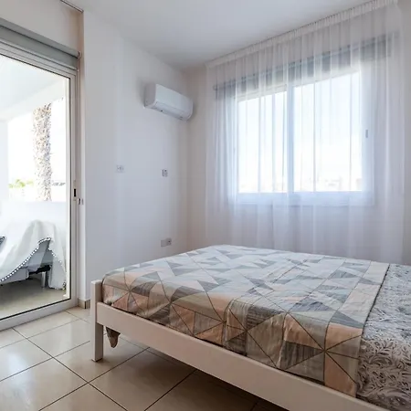 Beautiful 2 Bed In Cyprus Apartamento *