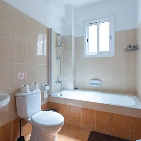 Beautiful 2 Bed In Cyprus Paphos