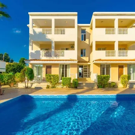 Apartment Beautiful 2 Bed In Cyprus